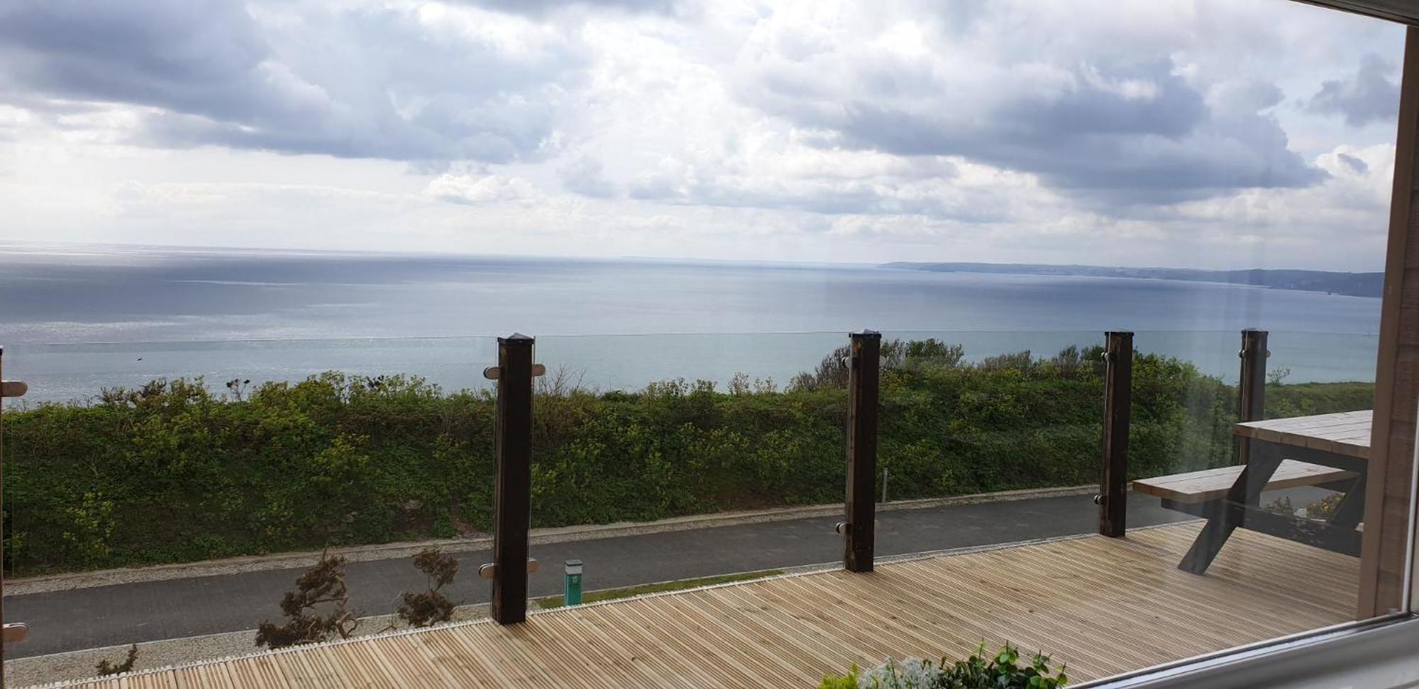 Sunset Sea View Chalet With Hot Tub Торпойнт Екстериор снимка