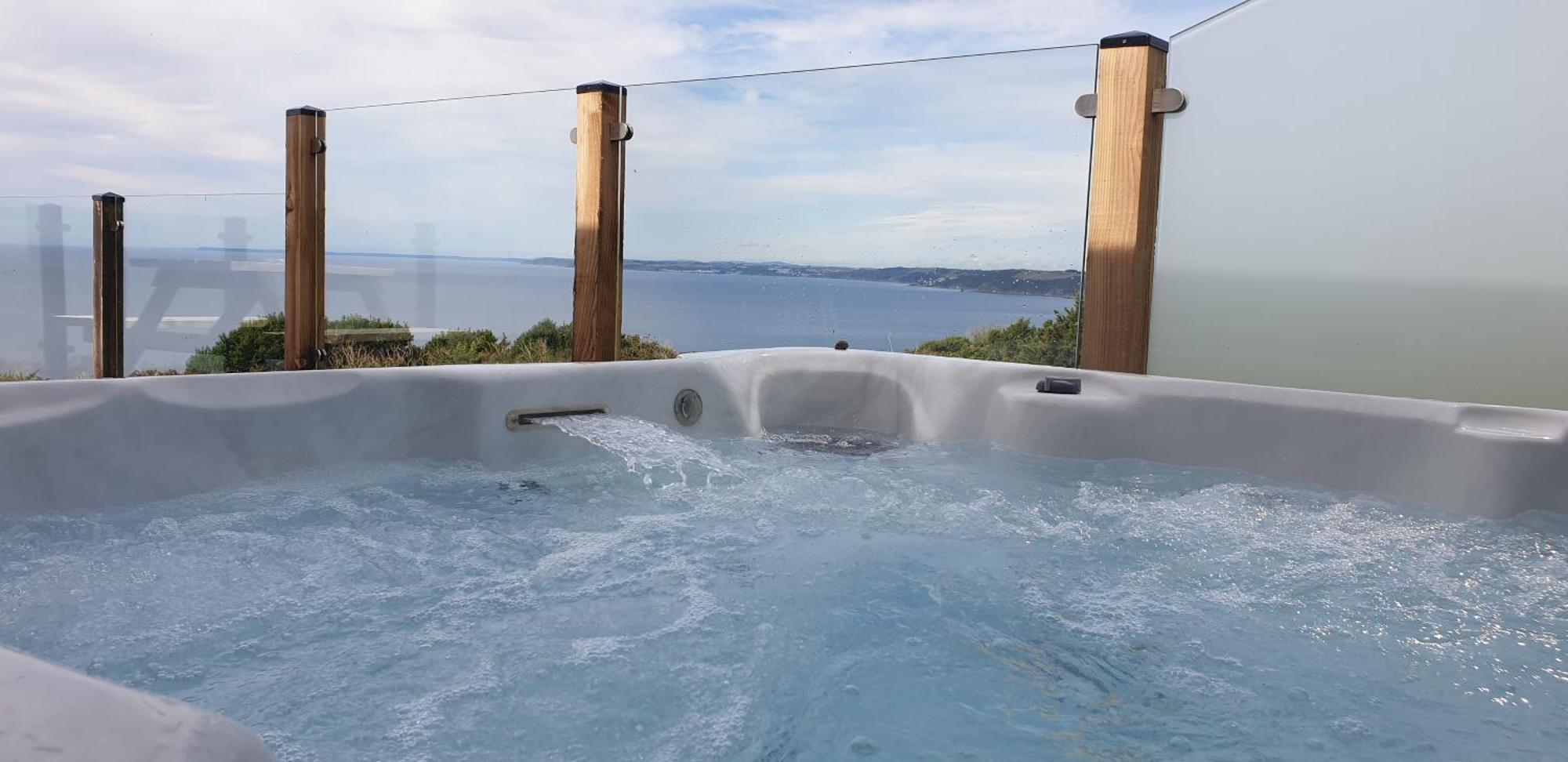 Sunset Sea View Chalet With Hot Tub Торпойнт Екстериор снимка